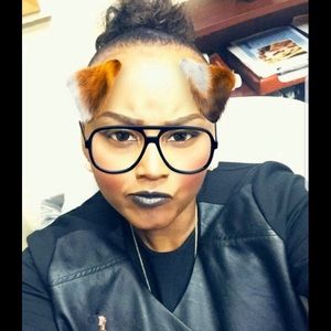 Meet your Posher, Kia